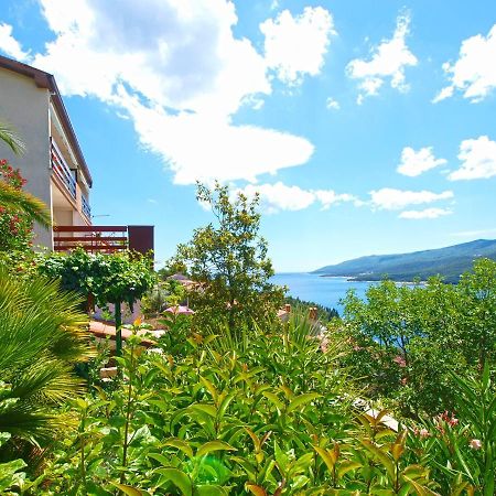 Apartments Lina 2023 Rabac Exteriér fotografie